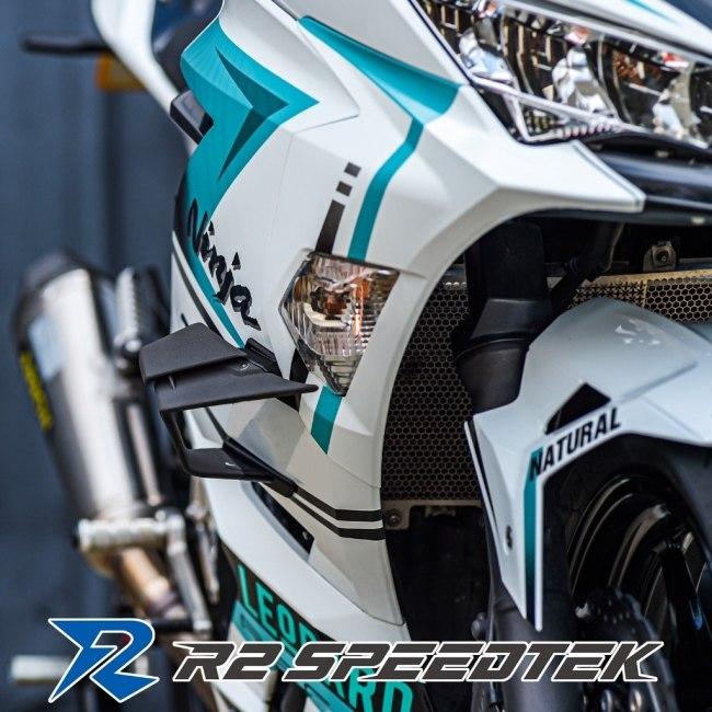 R2 SpeedTek アールツースピードテック UMW ウイングレットキット