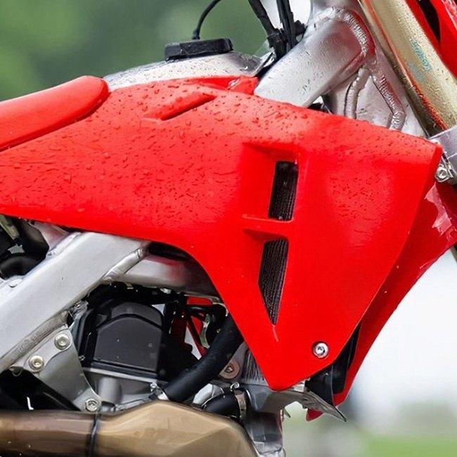 ポリスポーツ 赤 カウルパーツ 新品 CRF250R 【公式通販】