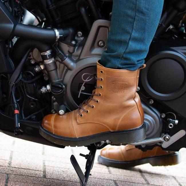 DEGNER（デグナー） シフトガード付レザーZIPブーツ レディース サイズ