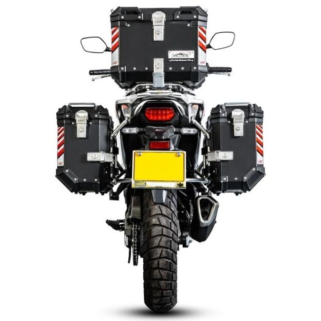 マグナ50 ローダウン　スピーカー付き　パニアケース マグナ50からドラッグスター250にグレードアップ😄 からのパニアケース