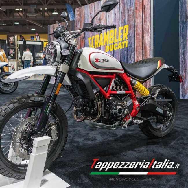Tappezzeria Italia タッペッツェリア イタリア 純正シート用カバー VINTAGE カラー：ブルー／ホワイト／レッド / 張替え：あり DUCATI ドゥカティ シート関連の画像
