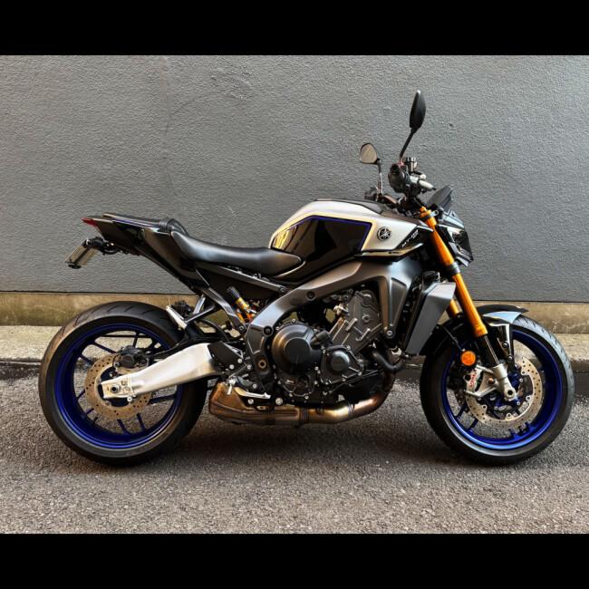 YMCK ヤマック CNCライセンスプレートホルダー MT-09 Y-AMT YAMAHA