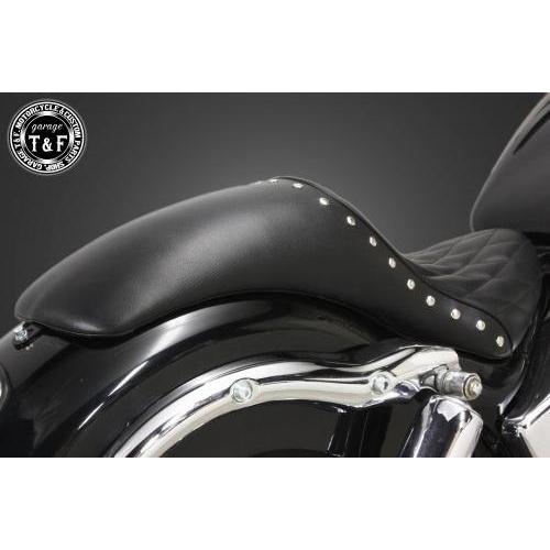 ガレージT &F製 シャドウ400用バイクソロシート(ダイヤ)ブラック Garage T＆F ガレージ スタッド付きガンファイターシート タイプ