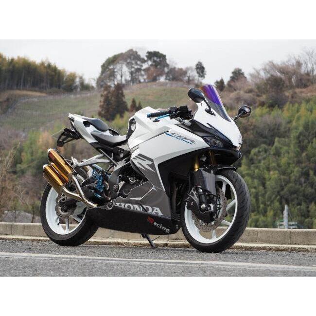 マジカルレーシング　CBR250RR スクリーン　綾織りカーボン製／クリア Magical Racing（マジカルレーシング） カーボントリムスクリーン