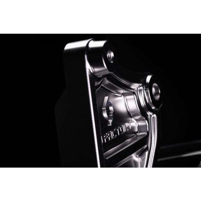 1O1 Factory ワンオーワンファクトリー RaceArm-GT CNCスイングアーム カラー：ゴールド GTS 150 300 GTV Vespa ベスパ スイングアーム 足回り_1