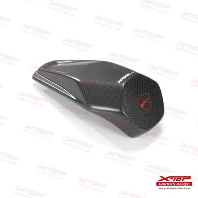 X-TOP エックストップ シングルシートセンターカバー PANIGALE V4S StreetFighter V4 DUCATI ドゥカティ シングルシートカウル シート関連 外装の画像