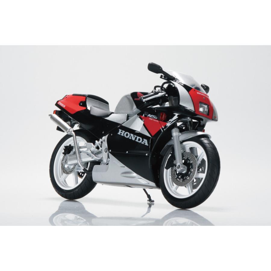 アオシマ NSR250R 1/12 完成品 3台セット アオシマ 青島文化教材社 SKYNET 1／12完成品バイク Honda NSR250R '89