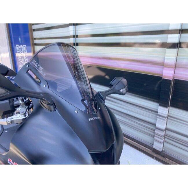TSR テクニカルスポーツレーシング スクリーン カラー：スモーク