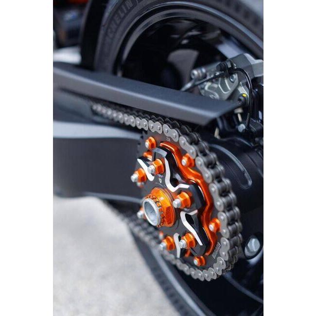CNC RACING シーエヌシーレーシング ドゥカティ用 スプロケット