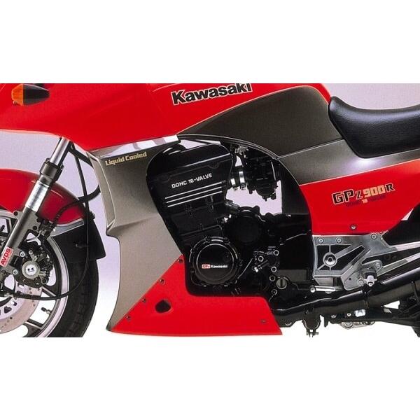 スピードショップイトウ（SPEED SHOP ITO） GPz900R A1／赤車体用