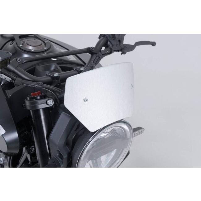 SW-MOTECH SWモテック ウインドスクリーン カラー：グレー SVALTPILEN801 HUSQVARNA ハスクバーナ スクリーン 外装_4