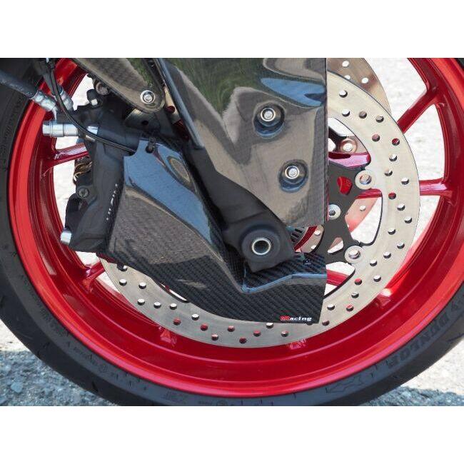 Magical Racing マジカルレーシング キャリパークーリングダクト タイプ：FRP製・黒 GSX-8R SUZUKI スズキ エアスクープ・エアダクト 外装_13