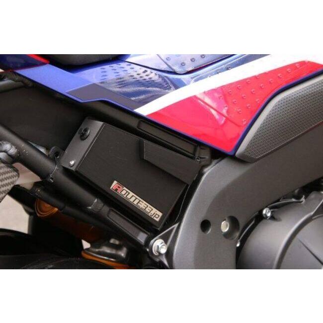Route33.jp ルート33.jp アクセサリーケースR CBR1000RR-R HONDA ホンダ その他積載ケース 車体用バッグ・ケース | ブランド登録なし | 07
