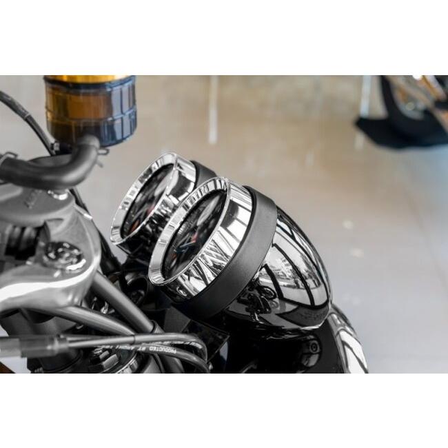 ARCHI アーキ メーターリングカバー カラー：グロスブラック Z650RS