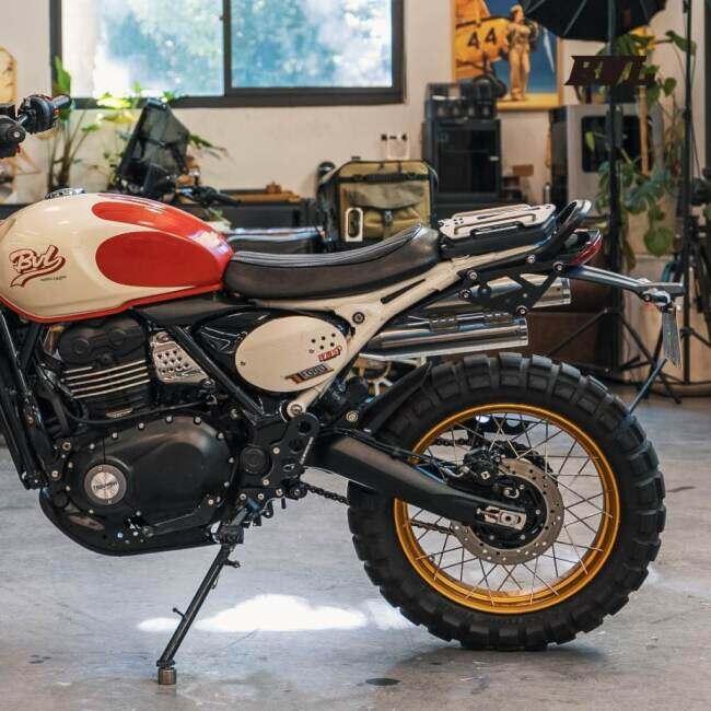 BVL ビーヴィーエル リアキャリア カラー：ブラック SCRAMBLER 400X
