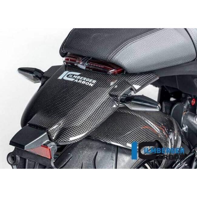 ILMBERGER イルムバーガー ウインカーホルダーカバー カーボングロッシー R12 nineT BMW その他外装 外装_1