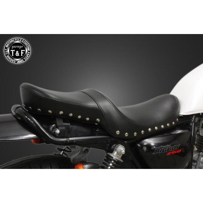 Garage T＆F ガレージ スタッド付きツーリングシート タイプ：スムース