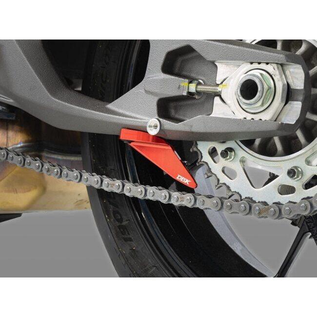 DUCABIKE (DBK) ドゥカバイク (ディービーケー) ローチェーンプロテクター カラー：レッド PANIGALE V2 S STREETFIGHTER DUCATI ドゥカティ チェーンガードの画像