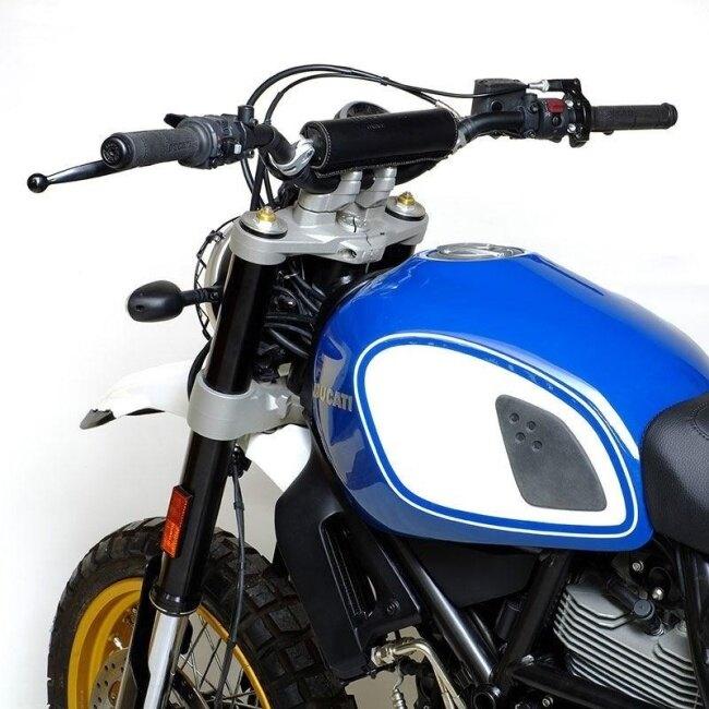 UNIT GARAGE ユニットガレージ Unit Garage Black handlebar bumper | 2713 Scrambler Desert Sled DUCATI ドゥカティ その他ハンドルオプション・補修部品_2