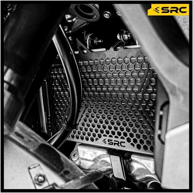 SRC エスアールシー RADIATOR GUARD FOR HONDA FORZA750 2025 COLOR：SILVER FORZA 750 ホンダ ラジエーターコアガード・オイルクーラーコアガード 冷却関連の画像