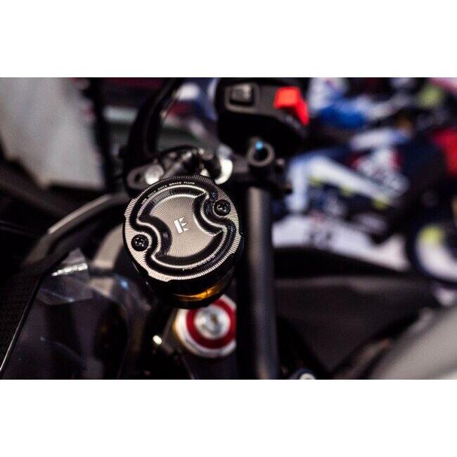 EVOTECH エボテック Brembo Brake Fluid Tank Cap 45Cc， Black マスターシリンダータンクキャップ・リザーバーカバー ブレーキの画像
