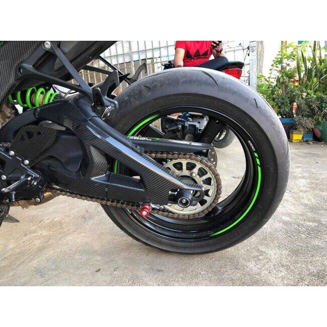 RPM CARBON アールピーエムカーボン Kawasaki ZX-10R 2016+ Carbon Fiber Swingarm Covers Protectors in Weave：Plain / Finish：Matt Z H2 ZX-10RR 外装 | ブランド登録なし | 01
