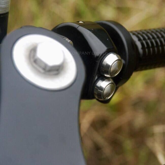 GAGIO MOTOR PARTS ガジオモーターパーツ V2 CNC handle switch 25 mm COLOR：Silver Button ハンドルスイッチ・スイッチボックス ハンドル周辺パーツ ハンドルの画像
