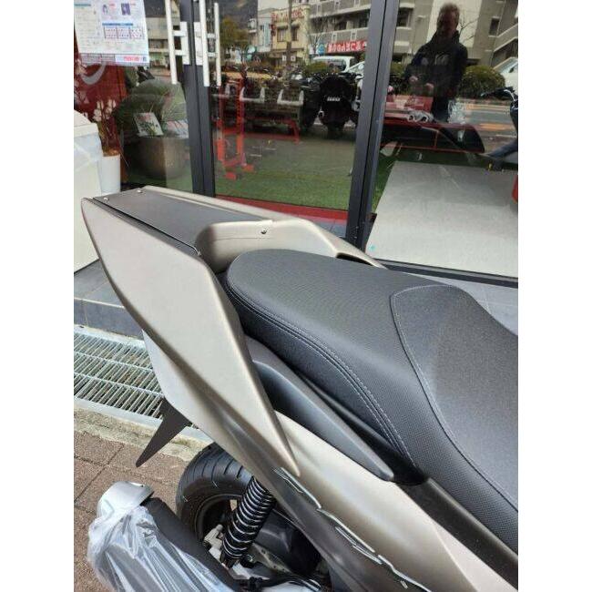 KOTANI MOTORS コタニモータース デビルウィング ゲルコート(未塗装) NEWPCX HONDA ホンダ シングルシートカウル シート関連 外装の画像