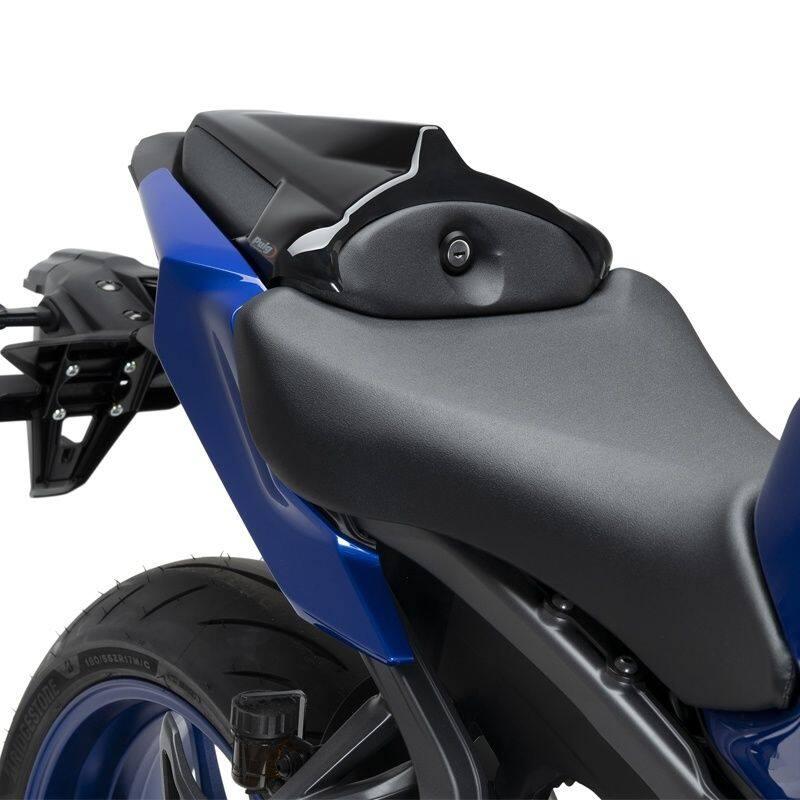Puig（プーチ） リヤシートカウル(REAR SEAT COWLS) カラー：BLACK MT