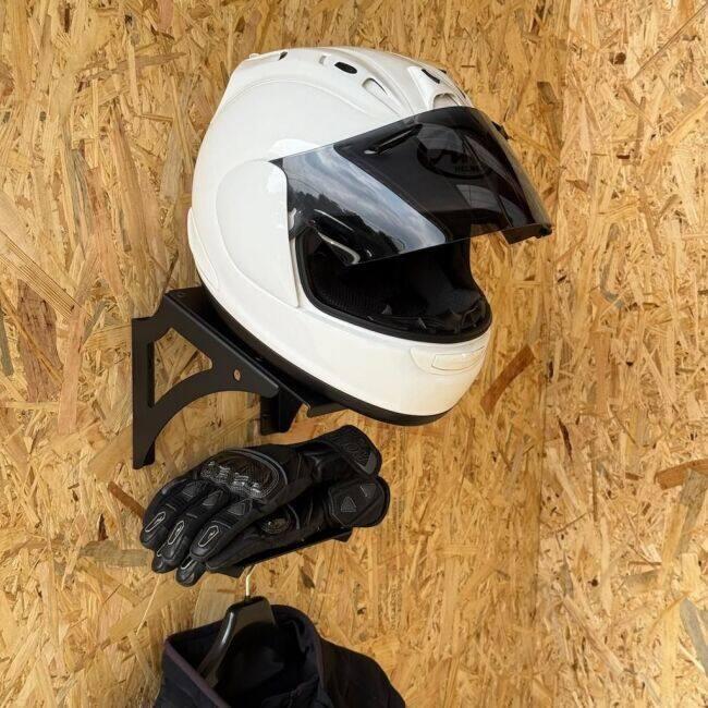 FUKULAB. フクラボ 壁掛けヘルメットスタンド View Xiar wall ヘルメットピロー・ヘルメットスタンド ヘルメット |  | 02