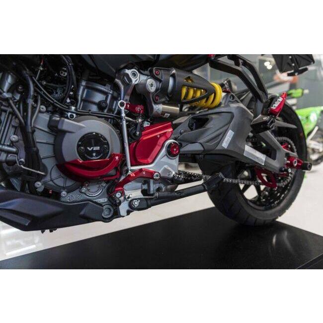 CNC Racing シーエヌシーレーシング Front sprocket cover カラー：レッド MULTISTRADA V2 S DUCATI ドゥカティ スプロケットカバー 外装_2