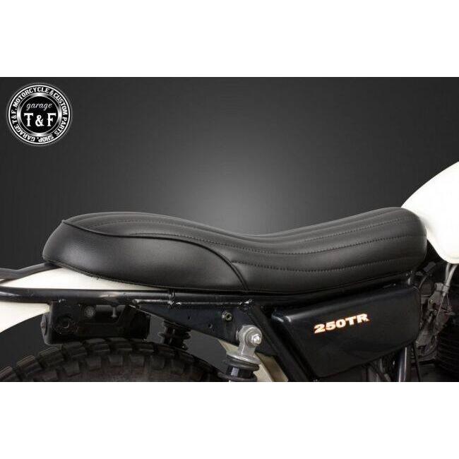 Garage T&F ガレージ ダブルシート 表皮：バーチカル 250TR KAWASAKI カワサキ シート シート関連 外装 | Garage T＆F | 02