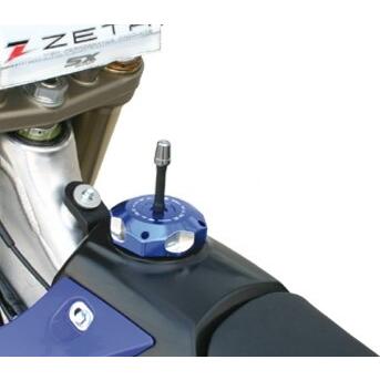 ZETA RACING ジータ レーシング ガスキャップ レーサー用 カラー：レッド KAWASAKI カワサキ SUZUKI スズキ YAMAHA ヤマハ ガソリンタンクキャップ タンク関連_1