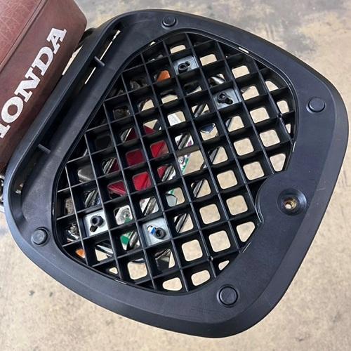 バイク用 リアボックス RX-45 軽量 大容量 45L 防水 バイクボックス ハードケース ハードタイプ 取り付けベース付き 簡単取付 配達 ツーリング キャンプ |  | 19