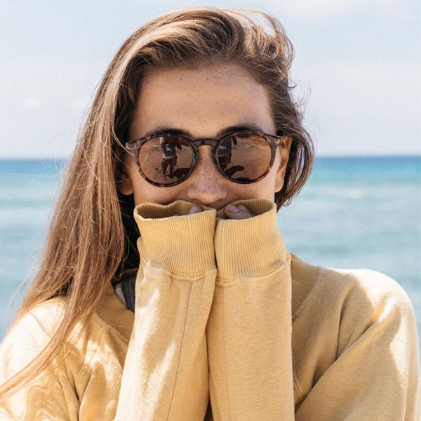 [新品]SUNSKI Avila Tortoise Amberサングラス男女 Sunski Avila Sunglasses - Tortoise Amber | undefined | Huckberry