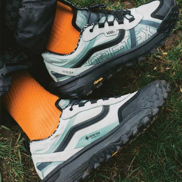 VANS（ヴァンズ） ゴアテックス 防水 スニーカー バンズ MTE クロス