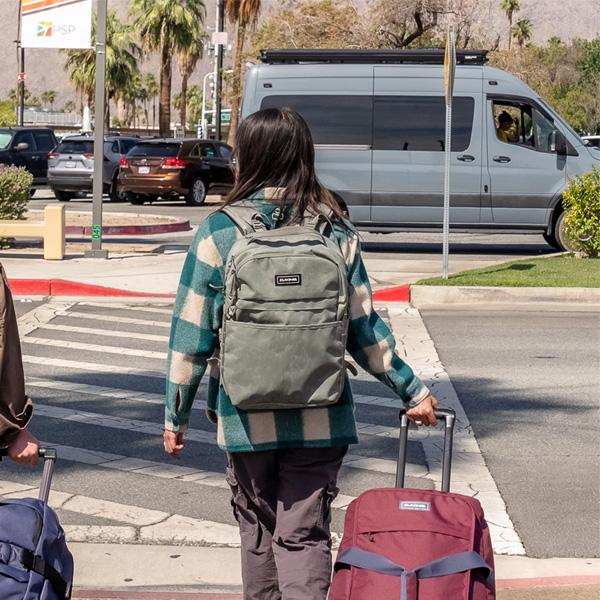 DAKINE（ダカイン） リュック DAKINE SPLIT ADVENTURE 28L BRP Black