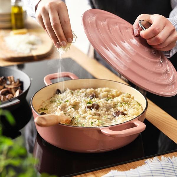 [IKEA/イケア/通販]VARDAGEN ヴァルダーゲン鍋 ふた付き, 鋳物ホーロー ライトピンク,2.5 l[B](70650362) |  | 02