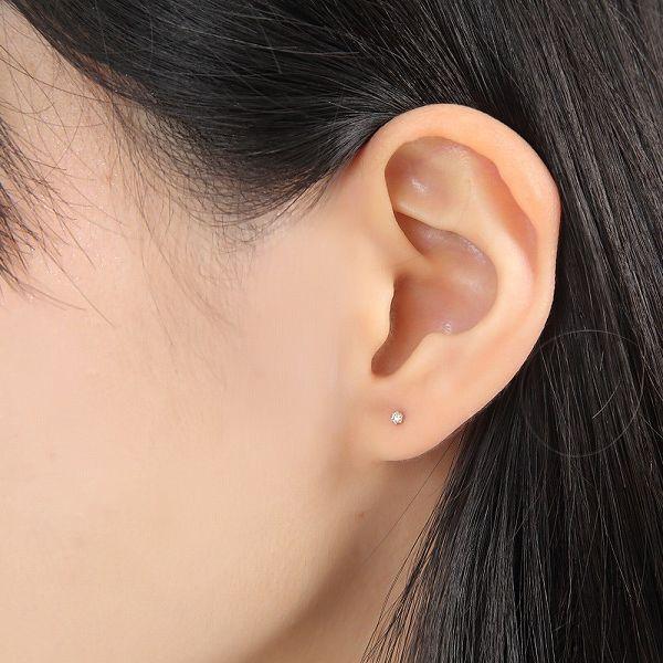 DAIYA（ゴルフ用品、日用品） ダイヤモンド ピアス 一粒 プラチナ K18
