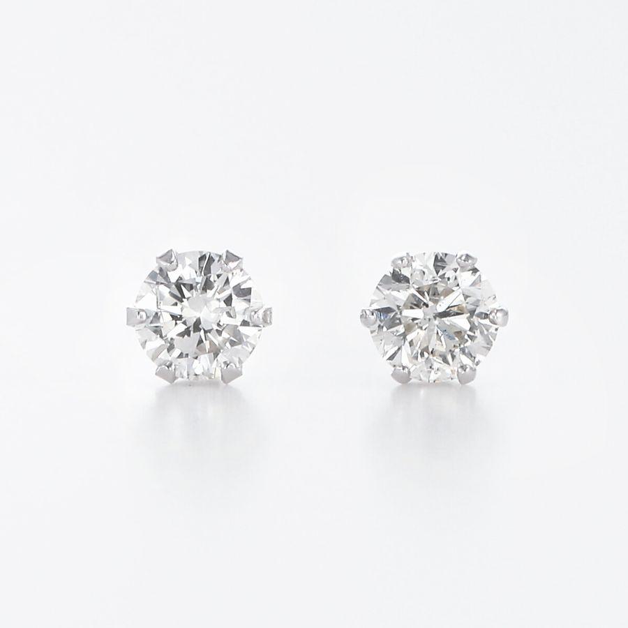 ダイヤモンド ピアス 一粒 プラチナ 0.5カラット レディース ダイヤピアス 50代 40代 シンプル 普段使い 記念日 誕生日 プレゼント |  | 01