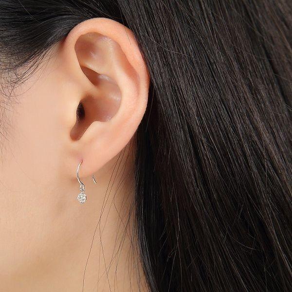 ダイヤモンド ピアス 一粒 プラチナ 0.3カラット レディース フックタイプ ダイヤピアス 50代 40代 普段使い 記念日 誕生日 プレゼント | Si | 11
