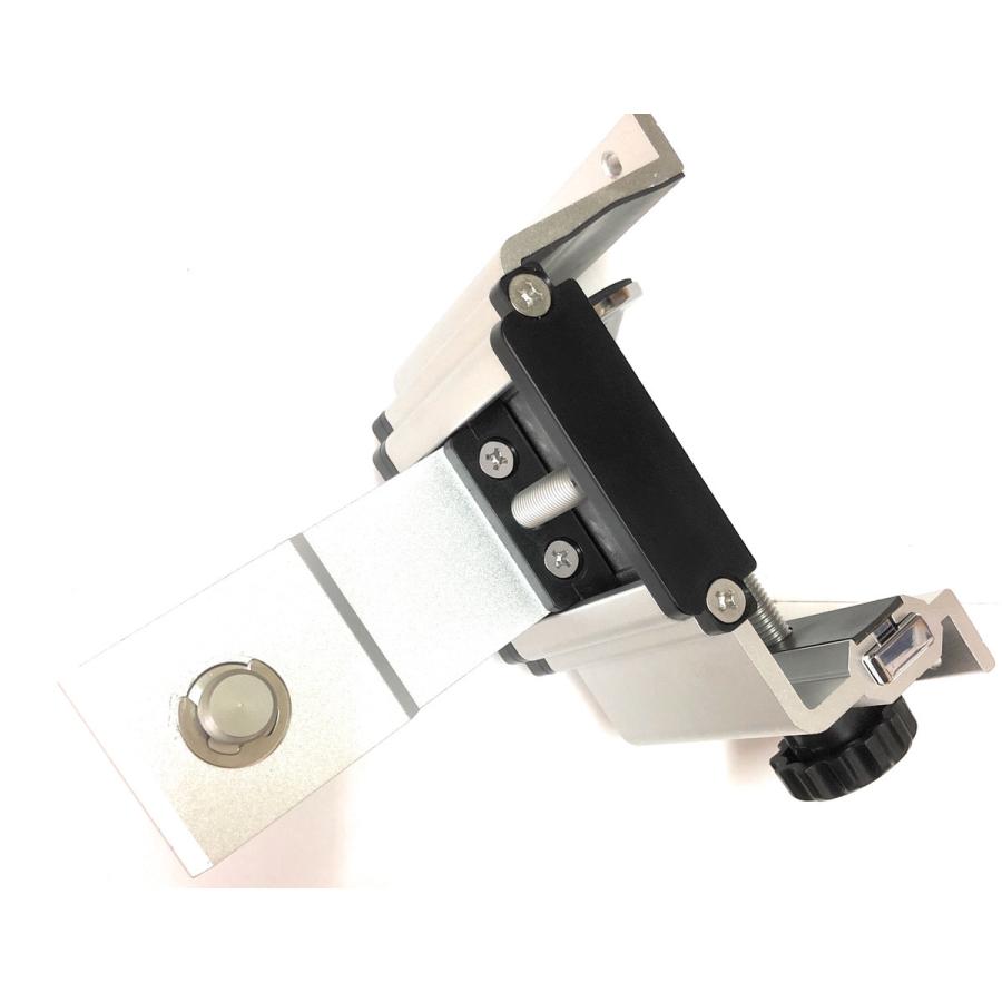 タジマ　 レーザークランプ（墨出し器取り付け台） Tajima タジマ レーザークランプ レーザー墨出し器固定具 LA-CLP