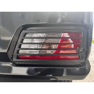 ダイハツ　ハイゼットカーゴs321v s331vテールランプガード ダイハツハイゼットカーゴs321v s331vテールランプガード