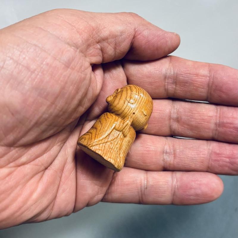 神木屋久杉 『御願地蔵様』 1190 願王尊 地蔵十福 とげぬき地蔵 身代わり地蔵 水子地蔵  屋久杉認定シール ギフト 贈り物 |  | 01