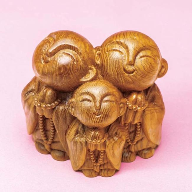 屋久杉 『ほほえみ三地蔵』屋久杉認定シール付 台座・木札付 置物 インテリア 美術品 工芸 郡山康則作 屋久島 開運 風水 ご利益 日本製 縁起物 『代引不可』 |  | 02