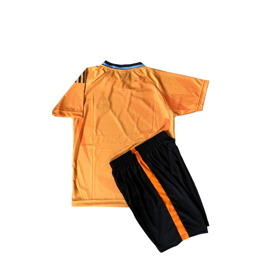 レアルマドリード アウェイ 24/25 子供用 海外 サッカー レプリカ ユニフォーム トップス Tシャツ ズボン 半袖 運動着　KIDS |  | 01