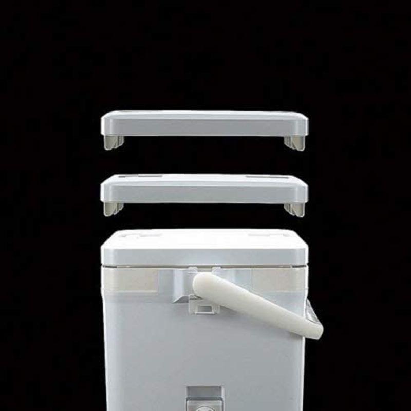 「超メルカリ市」 シマノ(SHIMANO) クーラーボックス フィクセル ライト RS 170 ホワイトブルー NF-G17S 【1933151345】(12275円)