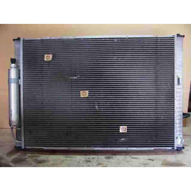 新品CKV36 スカイラインクーペ Z34 ラジエーター Z1 Motorsports