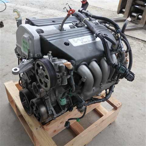 送料無料 平成20年 ステップワゴン RG1 エンジン 中古 即決