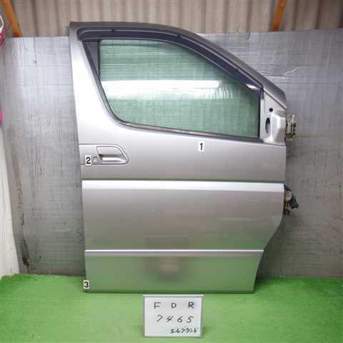 送料無料 平成16年 エルグランド E51 フロントドア 右 R 中古 即決